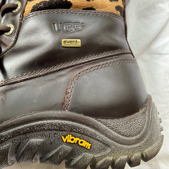 Waterproof UGG Adirondack ll Exotic Winter Boots - Picture 5 of 13